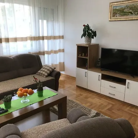 Pavlovic Apartamento
